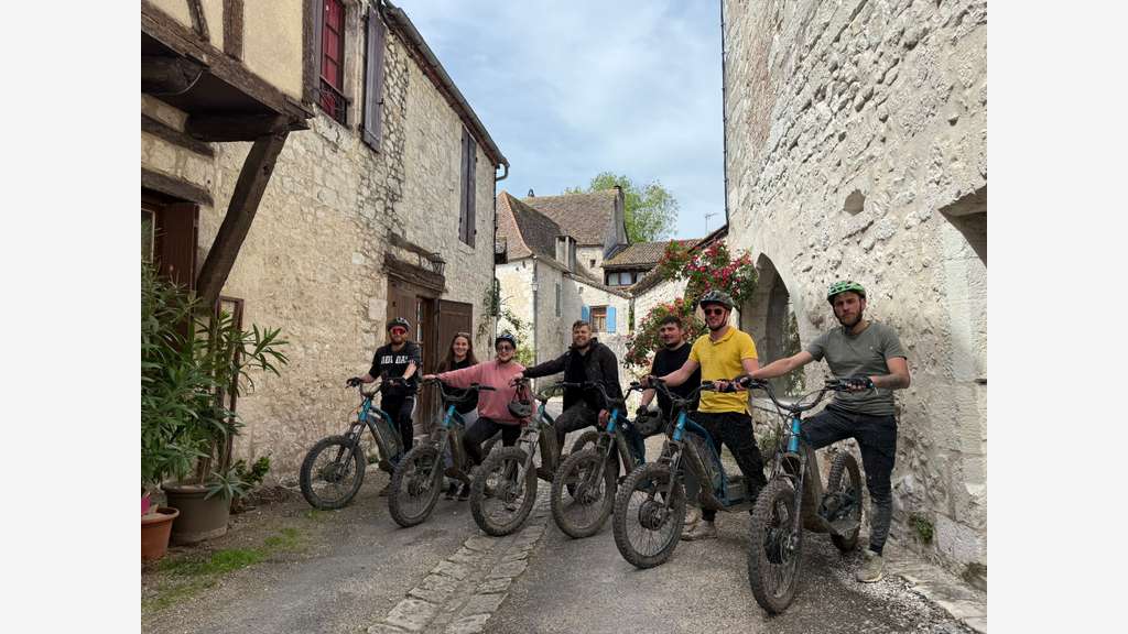 Périgord Vente balades en E-Trotte tout terrain