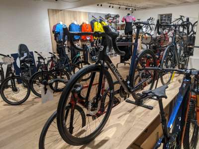 Magasin et atelier de Vélos - FdC - Dt Bail