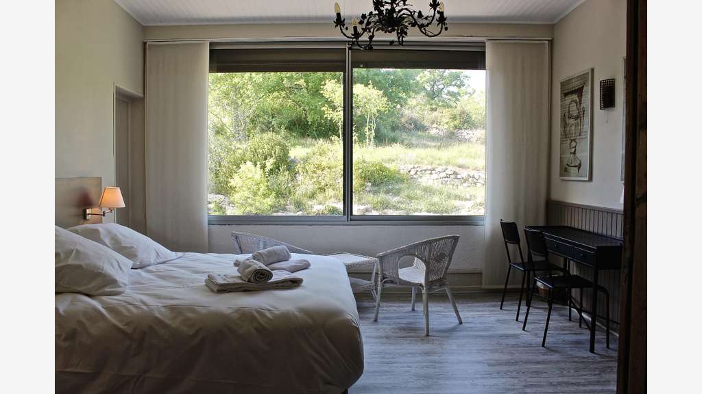 Fonds de commerce en Sud Ardèche Hôtel Restaurant