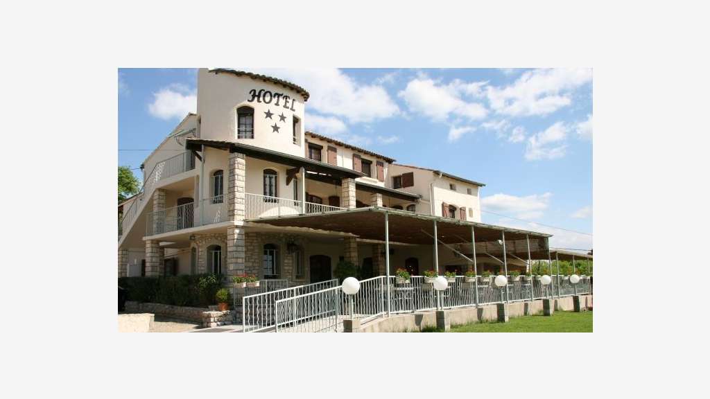Fonds de commerce en Sud Ardèche Hôtel Restaurant
