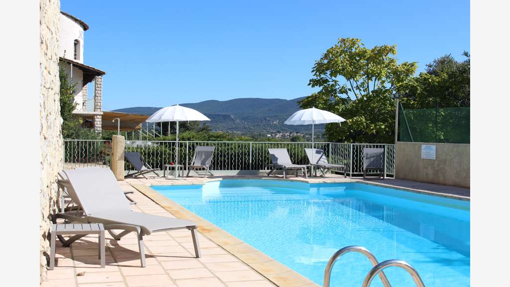 Fonds de commerce en Sud Ardèche Hôtel Restaurant