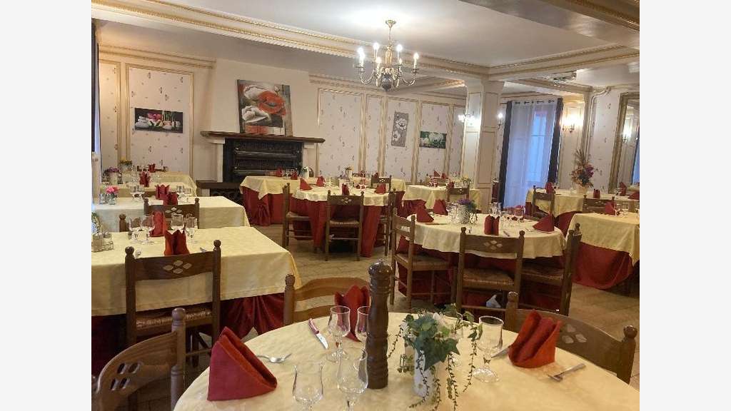 Hôtel 20 chambres - Restaurant - Bar -Logement F5