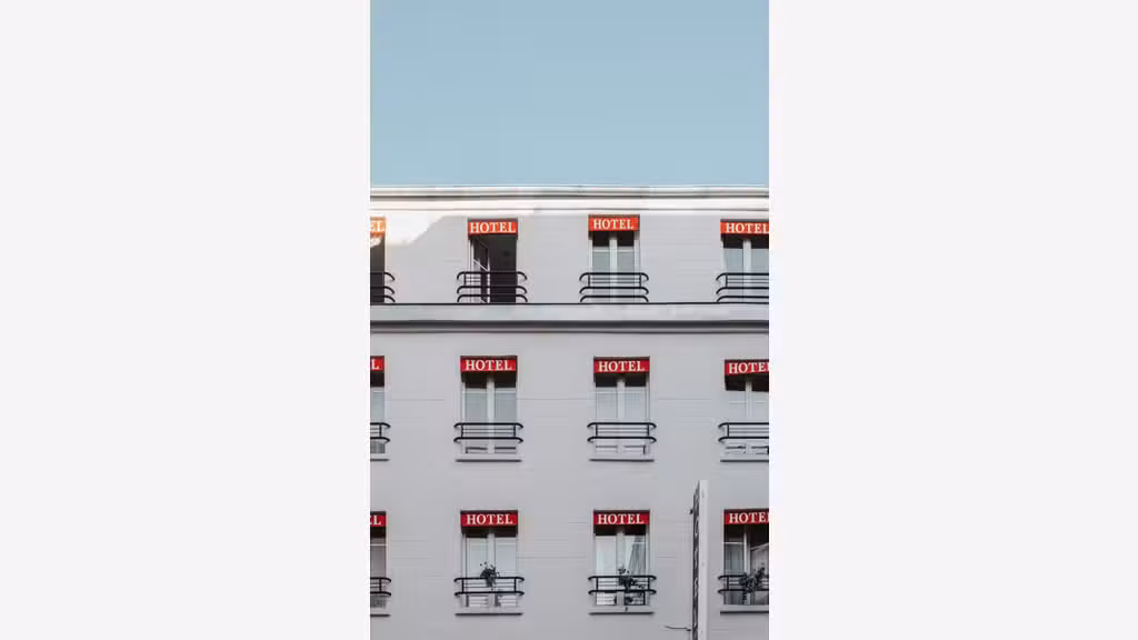 Hôtel bureau  NEVERS  centre~20 chambres - CA 393K