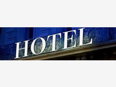 Hôtel bureau  NEVERS  centre~20 chambres - CA 393K