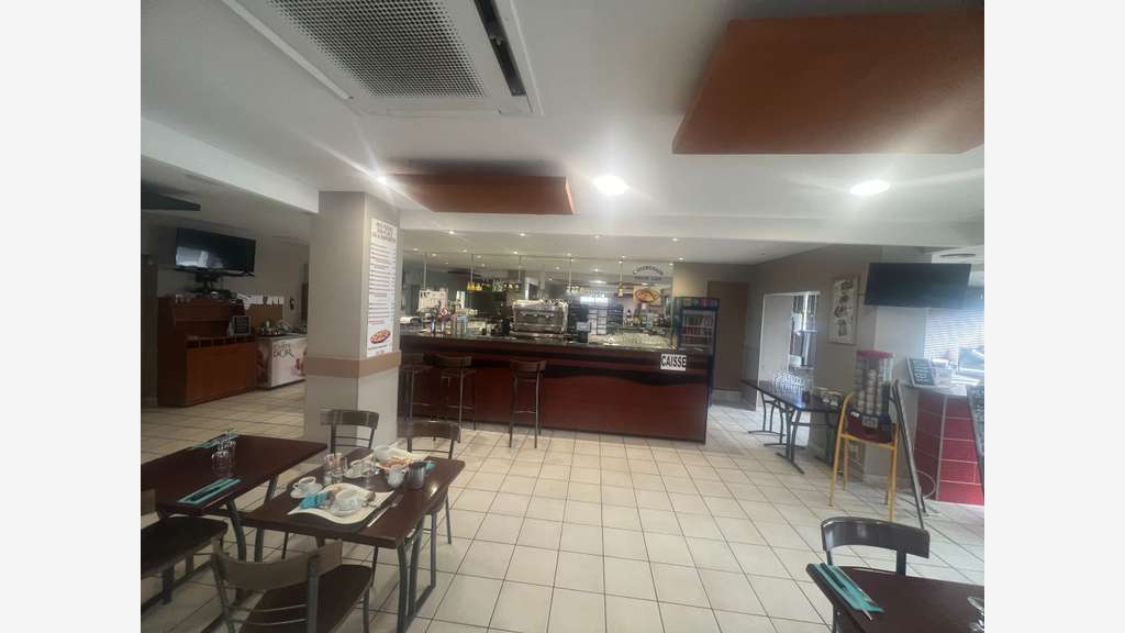 VEND  hôtel restaurant bonne affaire à Béziers