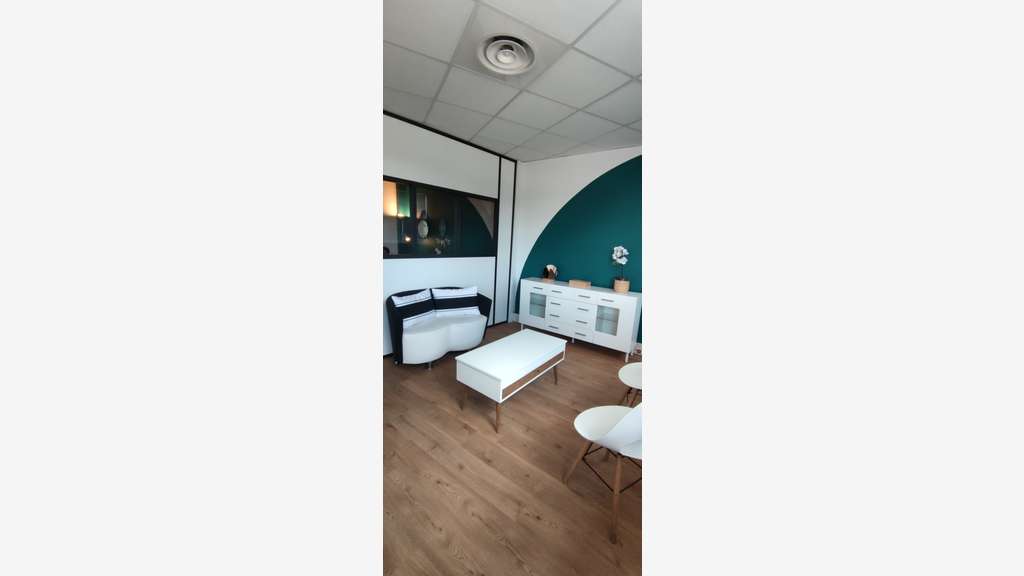 Co-working beauté et bien-être clé en main 258m²