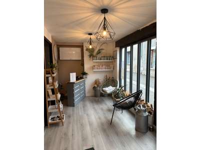 Vente Beauté - Esthétique - Coiffure à Montlouis-sur-Loire