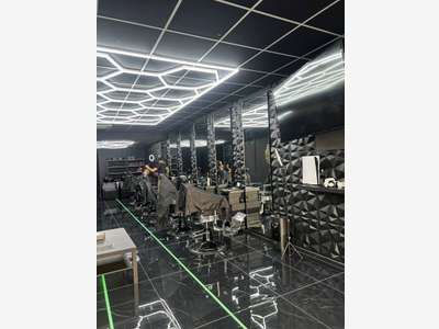 SALON DE COIFFURE / BARBERSHOP FRANCHISÉ