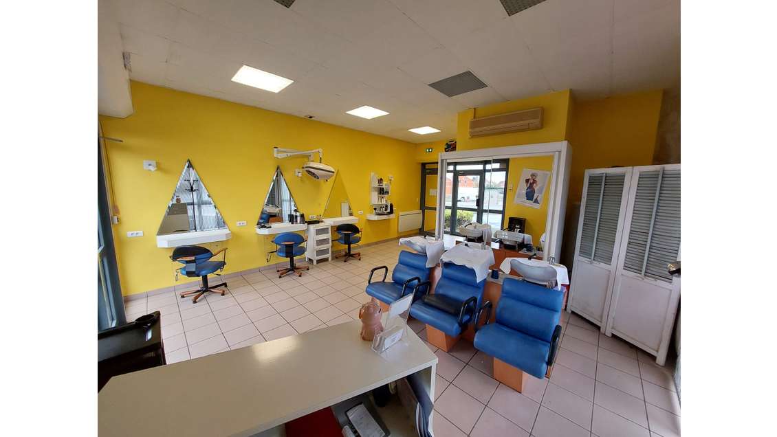 Salon de coiffure à reprendre à Juvigny (51)