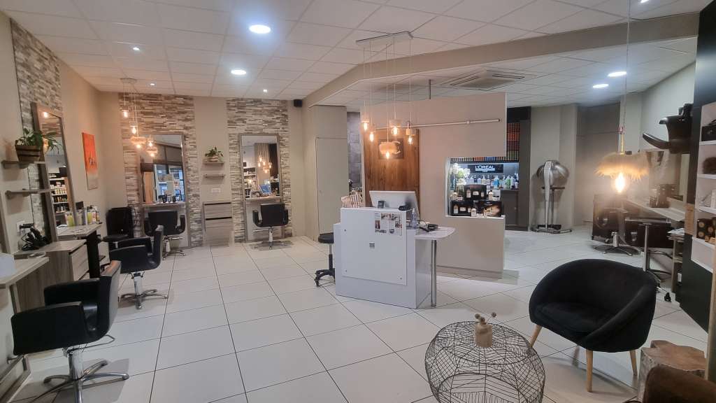 Salon de coiffure à transmettre au coeur des Alpes