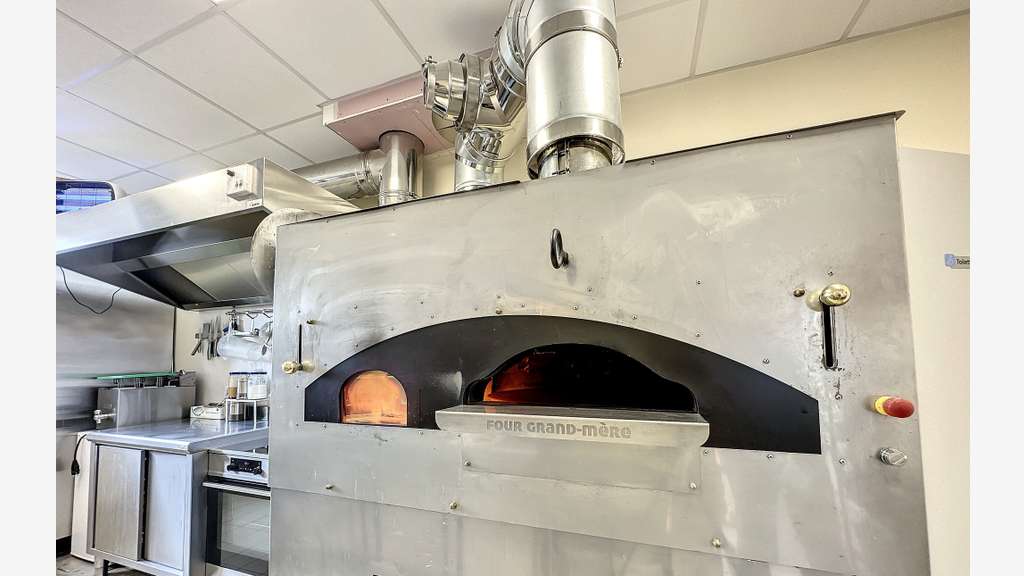 AV pizzeria feu de bois restaurant Italien 31