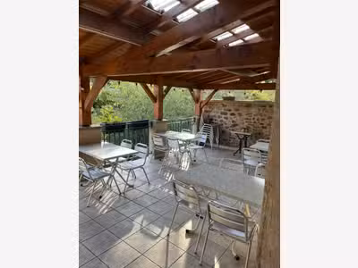 À céder Bar – Restaurant – Épicerie Beaujolaise