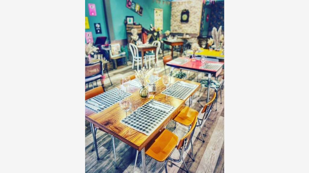 A VENDRE FDC BAR/BISTRO dans galerie marchande