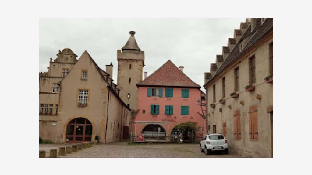 MURS et FONDS RESTAURANT dans MONUMENT HISTORIQUE