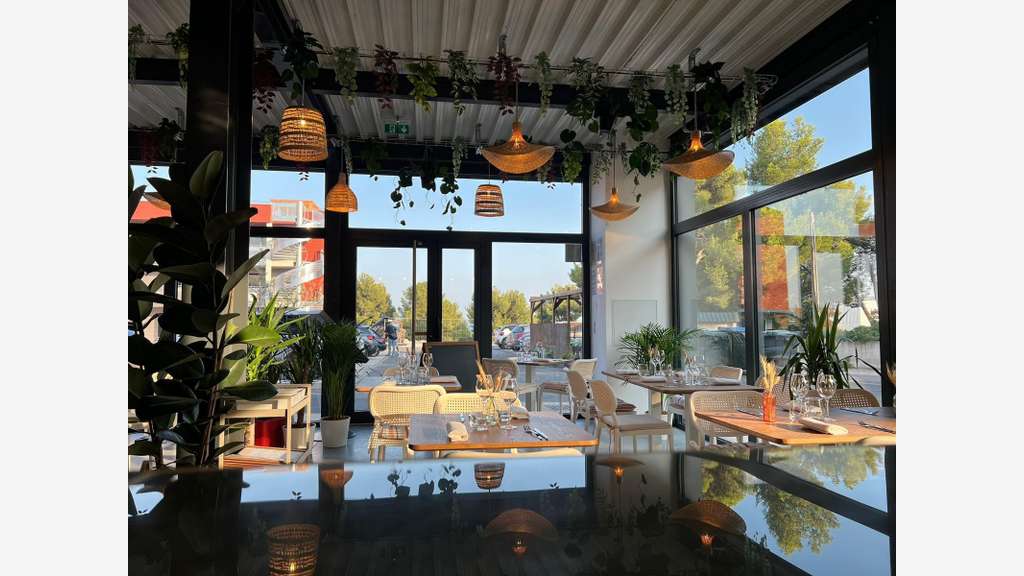 Restaurant clé en main rentable – 5 jours mid - 13