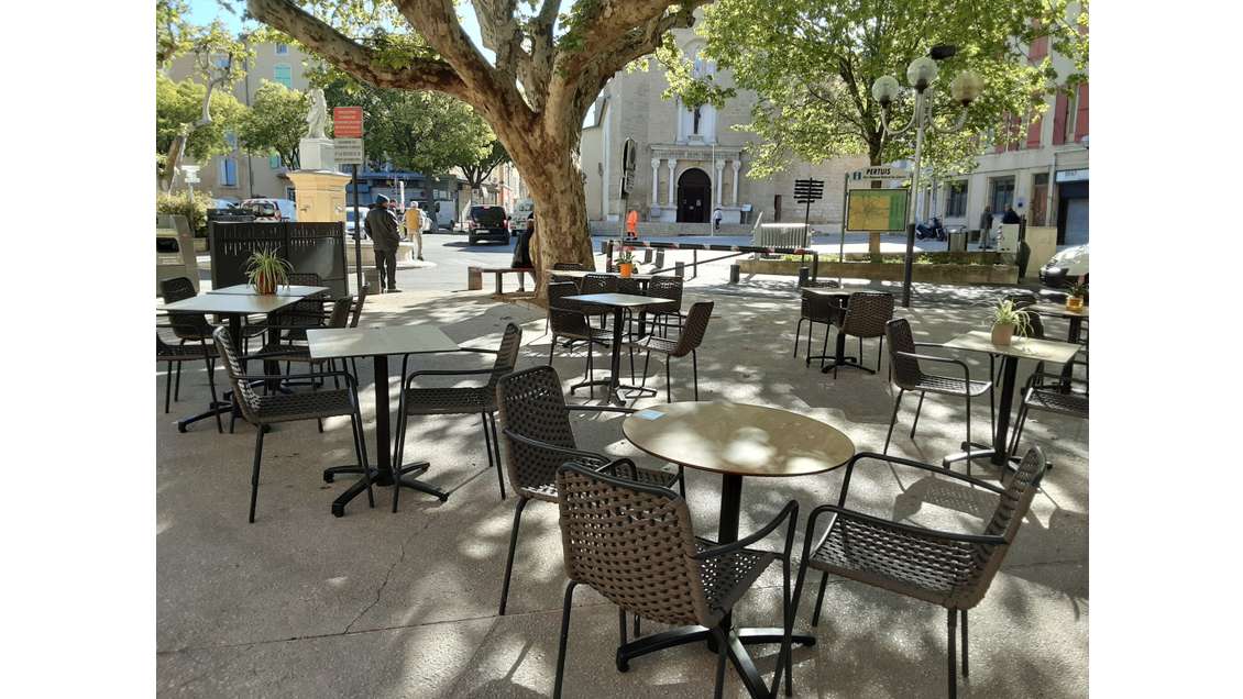 A vendre restaurant pizzeria empl n°1 proche Aix