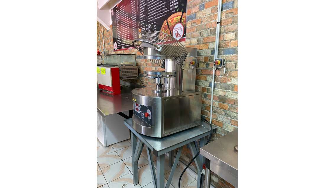 Vends lot de 2 enseignes en petite terre Mayotte