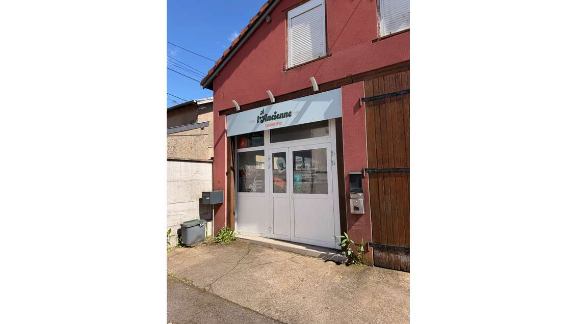 A vendre FDC snack-pizzeria à Neufchef