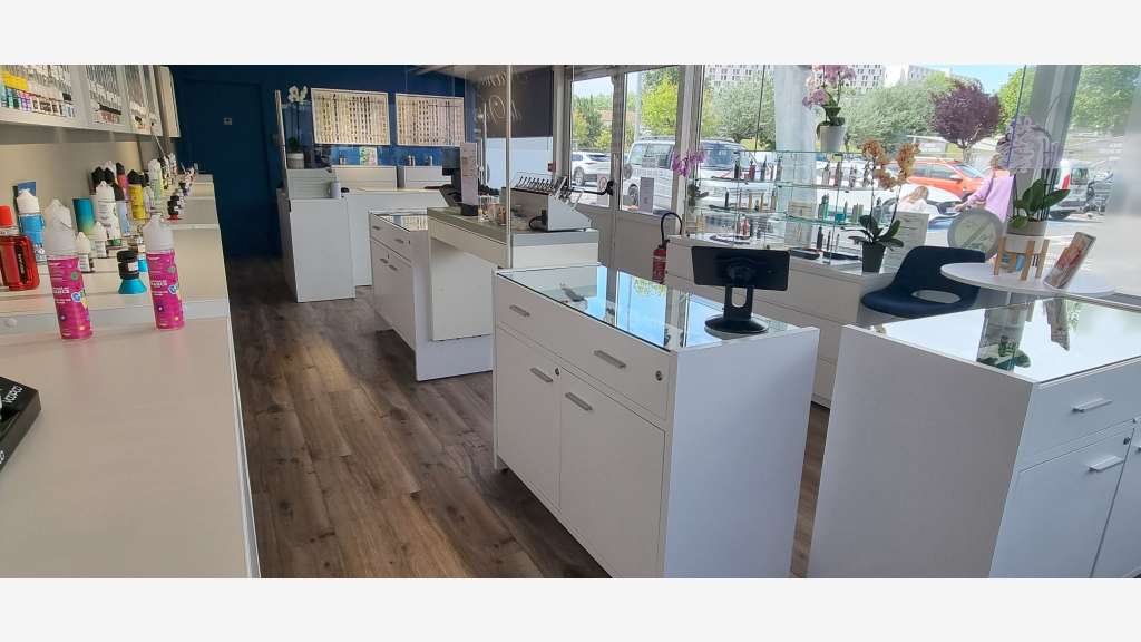 Commerce e-cigarettes et accessoires