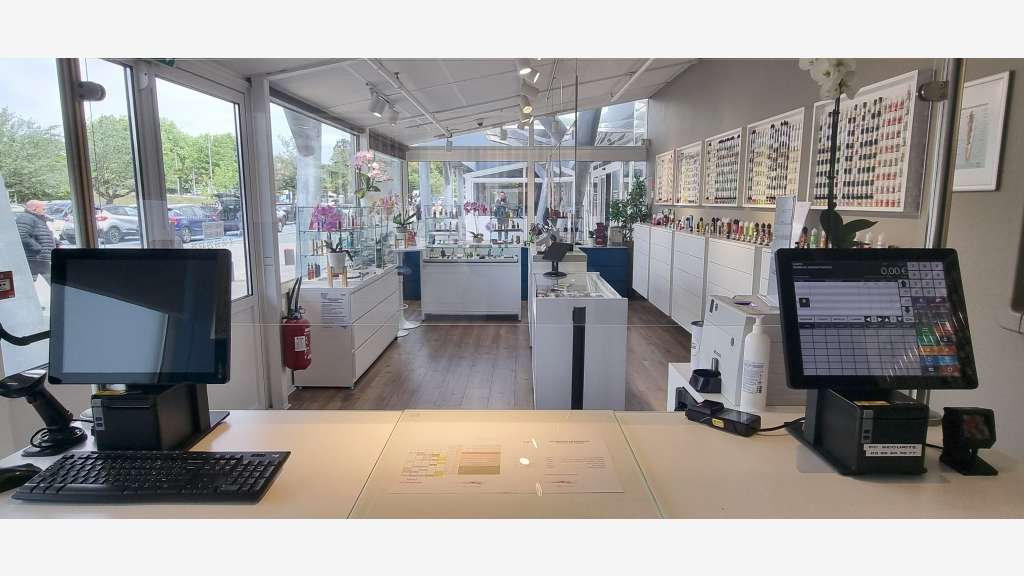 Commerce e-cigarettes et accessoires
