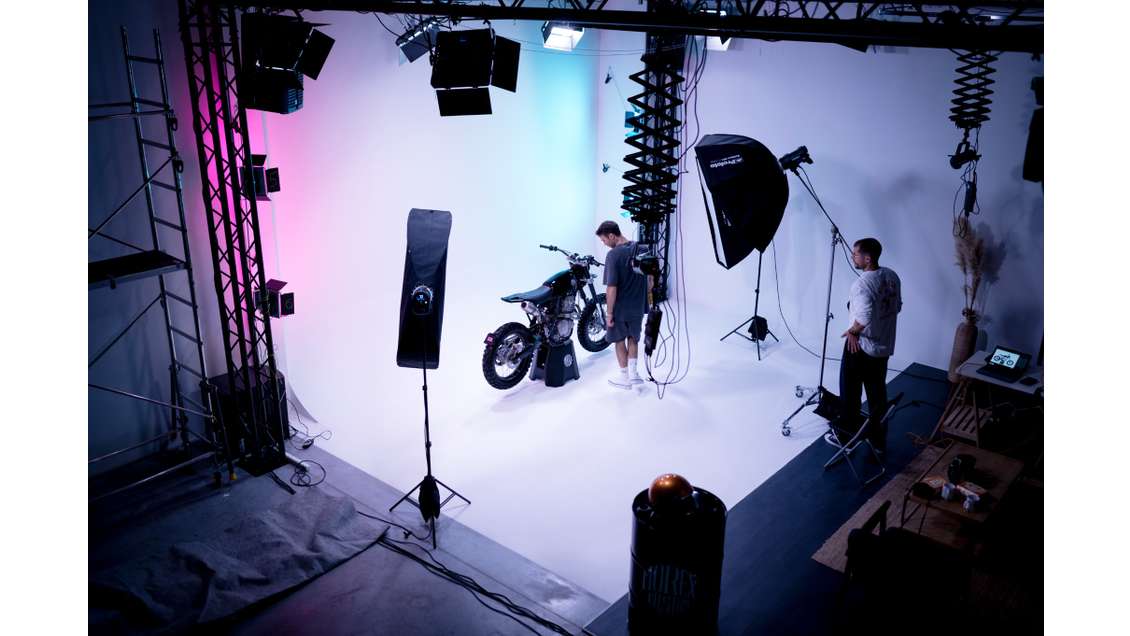 Agence de création de contenus audiovisuels