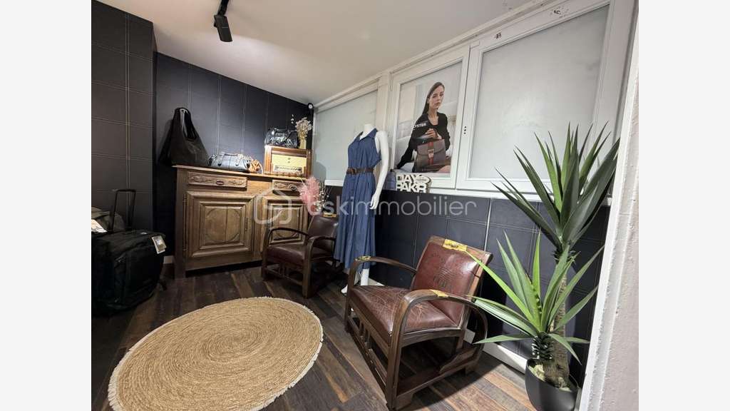Vente FDC prêt-à-porter en centre ville à Fougères