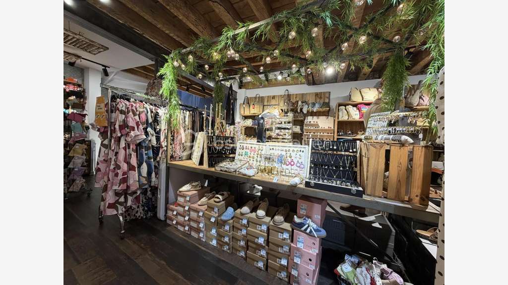 Vente FDC prêt-à-porter en centre ville à Fougères