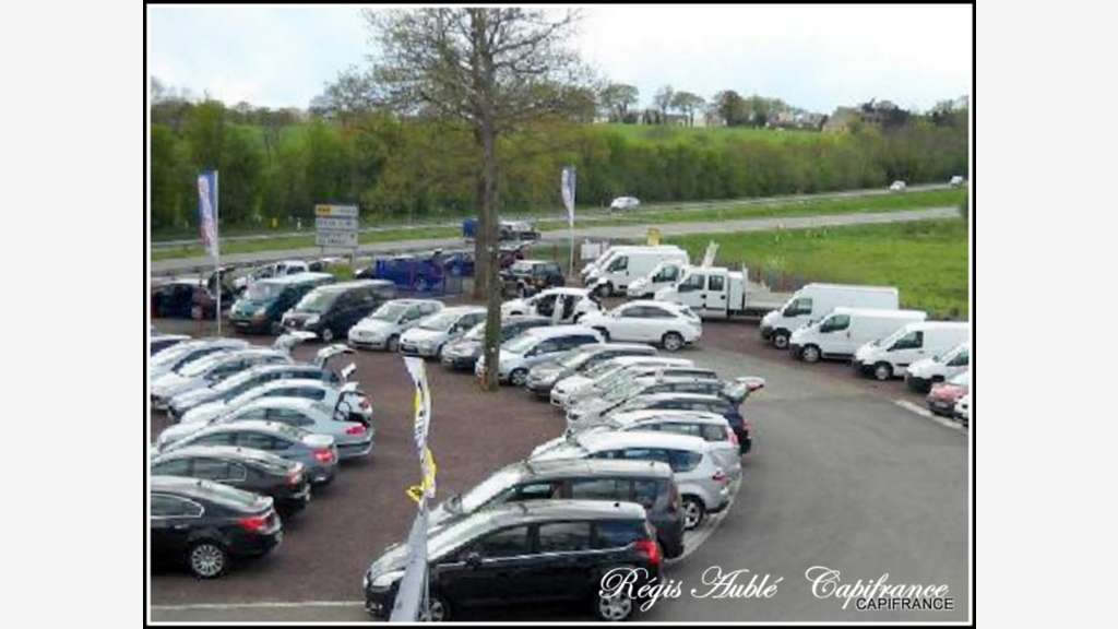 Garage auto à vendre à Breal Sous Montfort