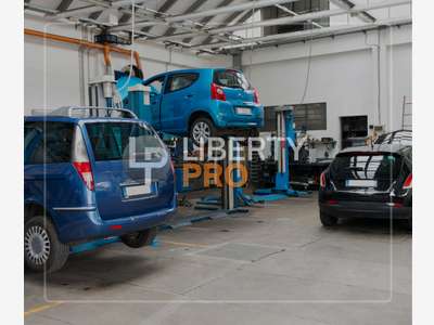 AV carrosserie véhicules d'exception dept 35