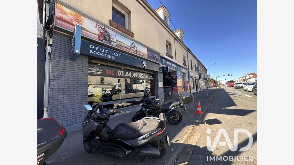 Vente Garage motos deux roues à Montlhéry