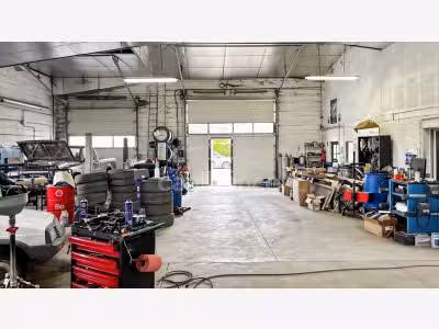 A vendre garage automobile secteur Mamers