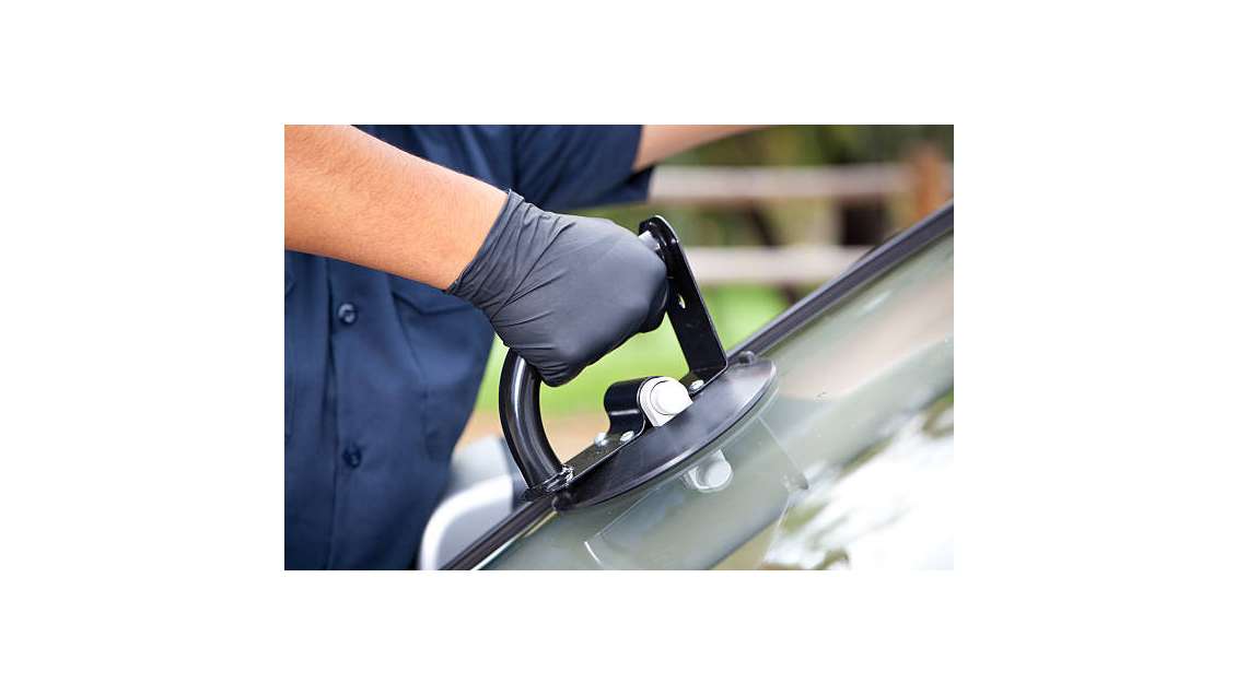 Garage automobile d'exception à vendre à Caen