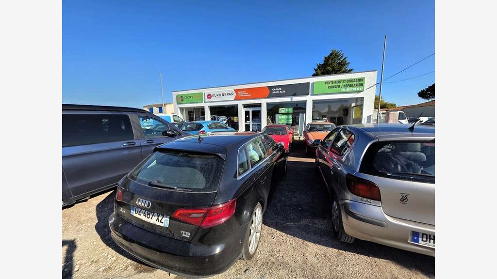Vente garage automobile au Château d'Oléron (17)
