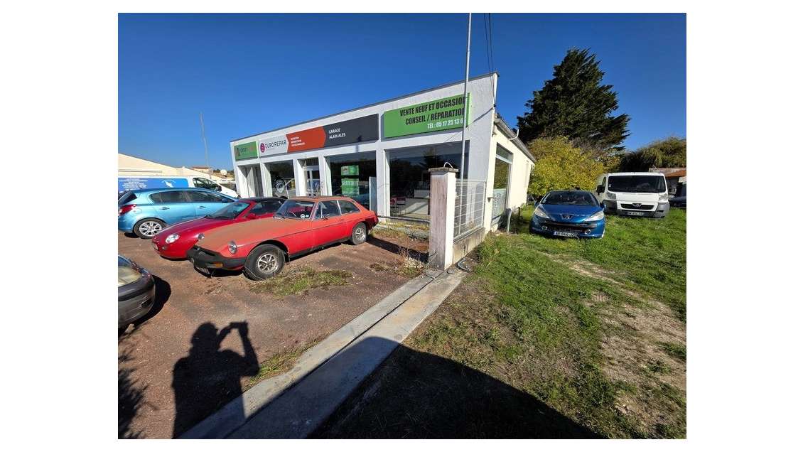 Vente garage automobile au Château d'Oléron (17)