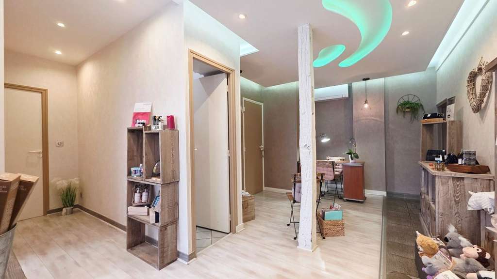 Vente FDC salon de beauté proche centre de Bourges