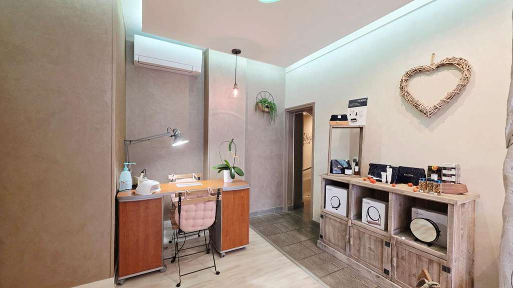 Vente FDC salon de beauté proche centre de Bourges