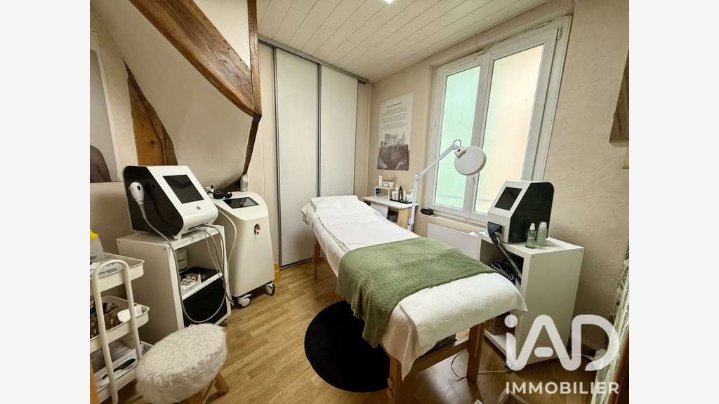 Vente institut de beauté reconnu à Brionne