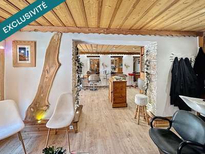 AV salon de coiffure positionné à Serre Chevalier