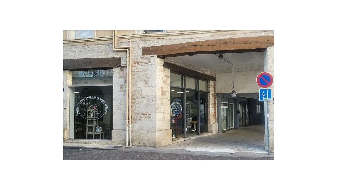Vente salon de coiffure mixte-barbier à Agen