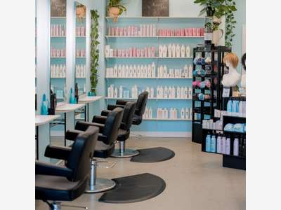 AV salon de coiffure avec clientèle fidèle Annonay