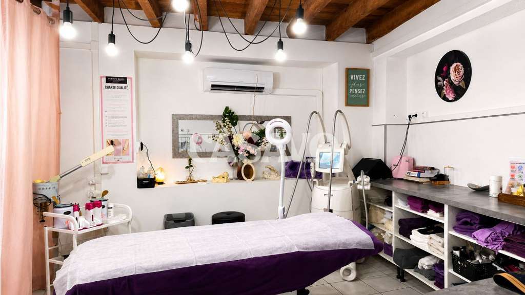 Vente FDC esthétique bien être beauté à Arles