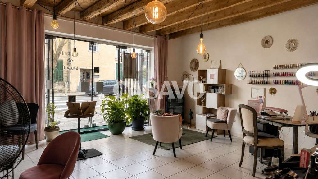Vente FDC esthétique bien être beauté à Arles