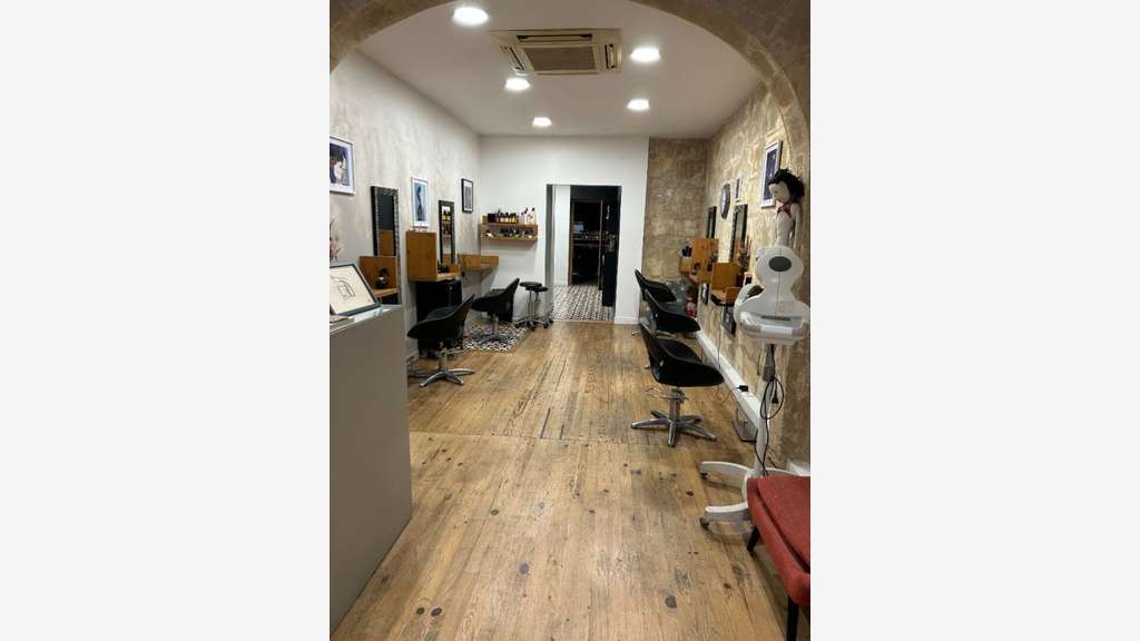 AV salon de coiffure à Bordeaux centre