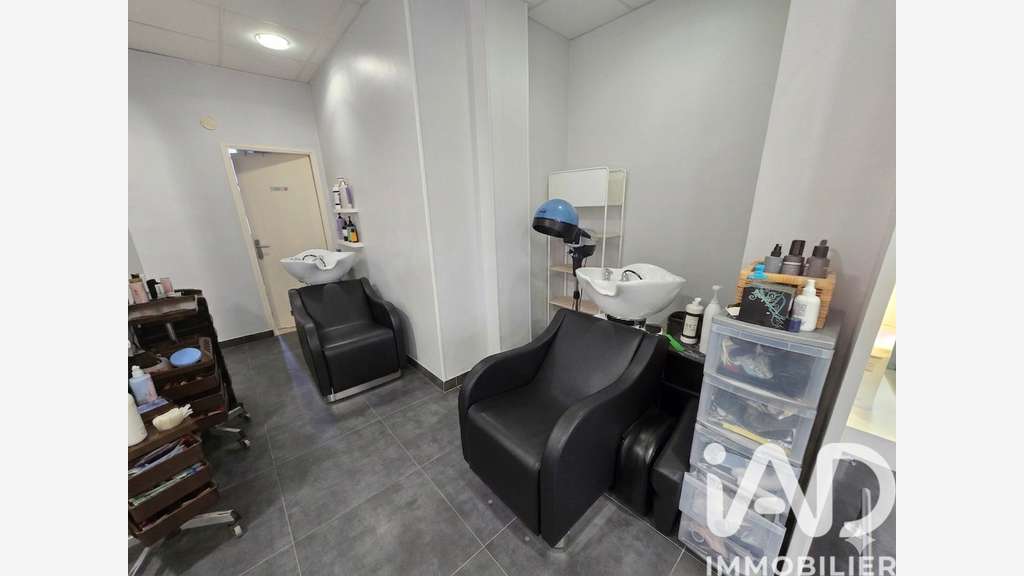 Vente salon de coiffure mixte à Brest empl 1bis