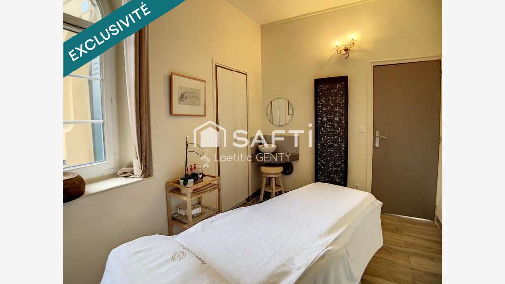 Vente institut de soins esthétiques à Colombes