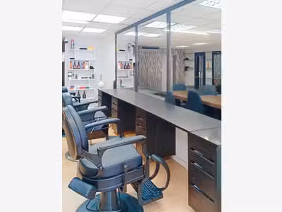 Vente salon de coiffure clé en main à Frouzins