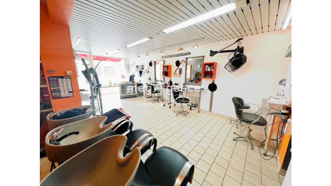 Vente salon de coiffure à Landelles-et-Coupigny