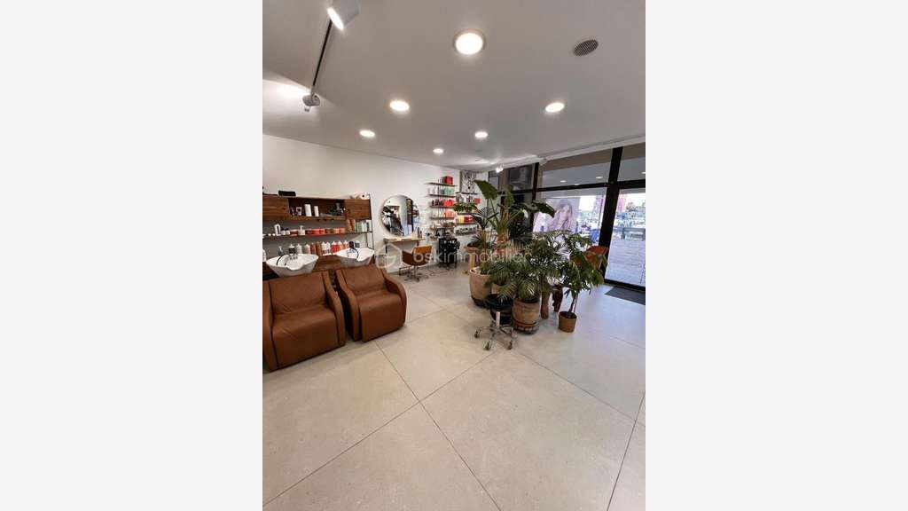 Vente salon de coiffure cosmétiques 44m² à Lattes