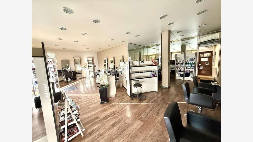 Vente salon de coiffure en centre-ville de Bron