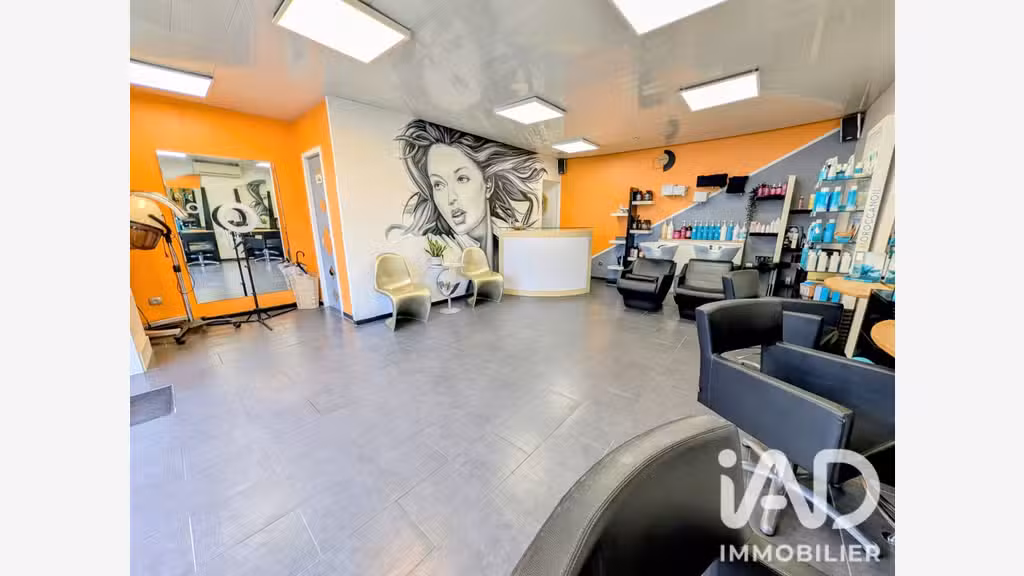 Vente Salon de coiffure ou barbier à Mios centre